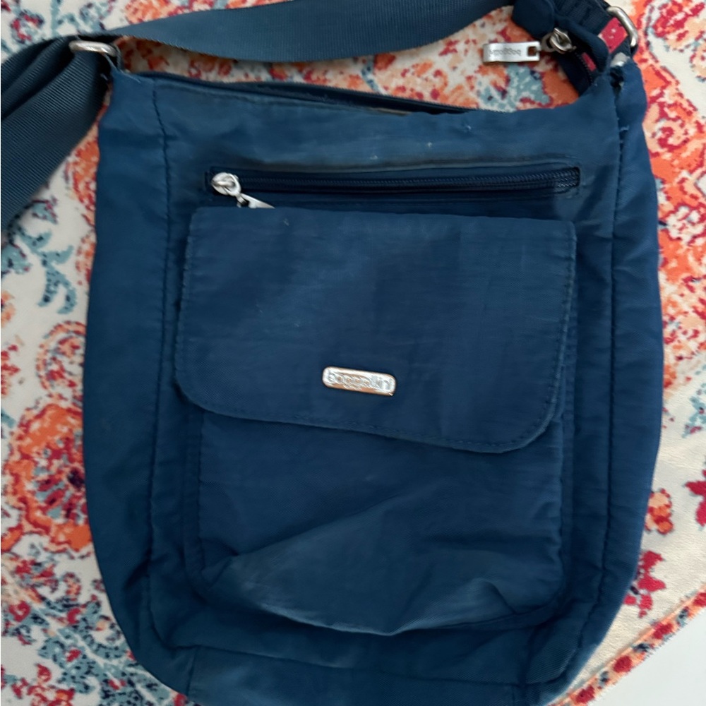 Baggallini Blue Crossbody Bag with Durable Design